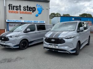 20250805_122425000_iOS Ford Transit Custom Sport DCIV – SWB – 236ps 2.5L Duratec Petrol PHEV – Automatic – 36 Month Deal