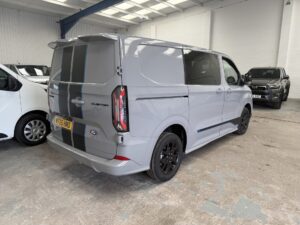 Ford Transit Custom Sport DCIV – SWB – 236ps 2.5L Duratec Petrol PHEV – Automatic – 24 Month Deal